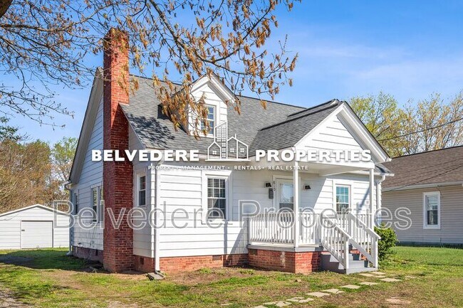 Building Photo - 810 Elwell Ave