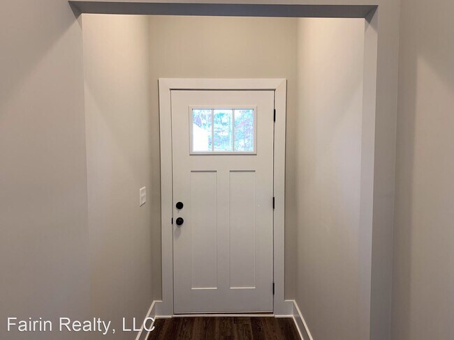Foto del edificio - 3 br, 2 bath House - 1303 Shades Terrace