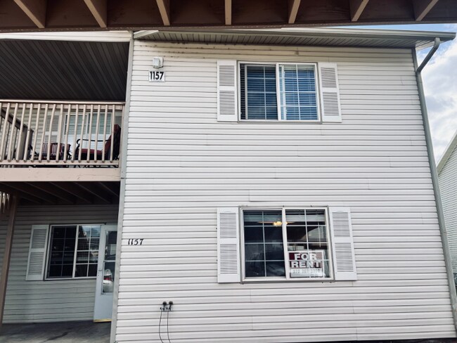 Building Photo - 1157 E Carolina Ave