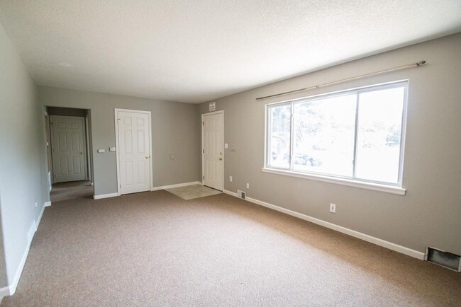 Foto del edificio - 2887 Moorhead Ave