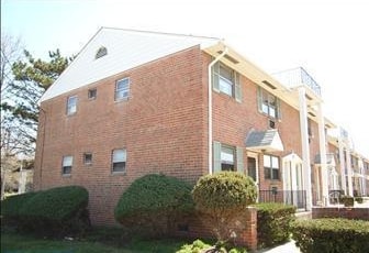 Building Photo - Eastgate Apartments