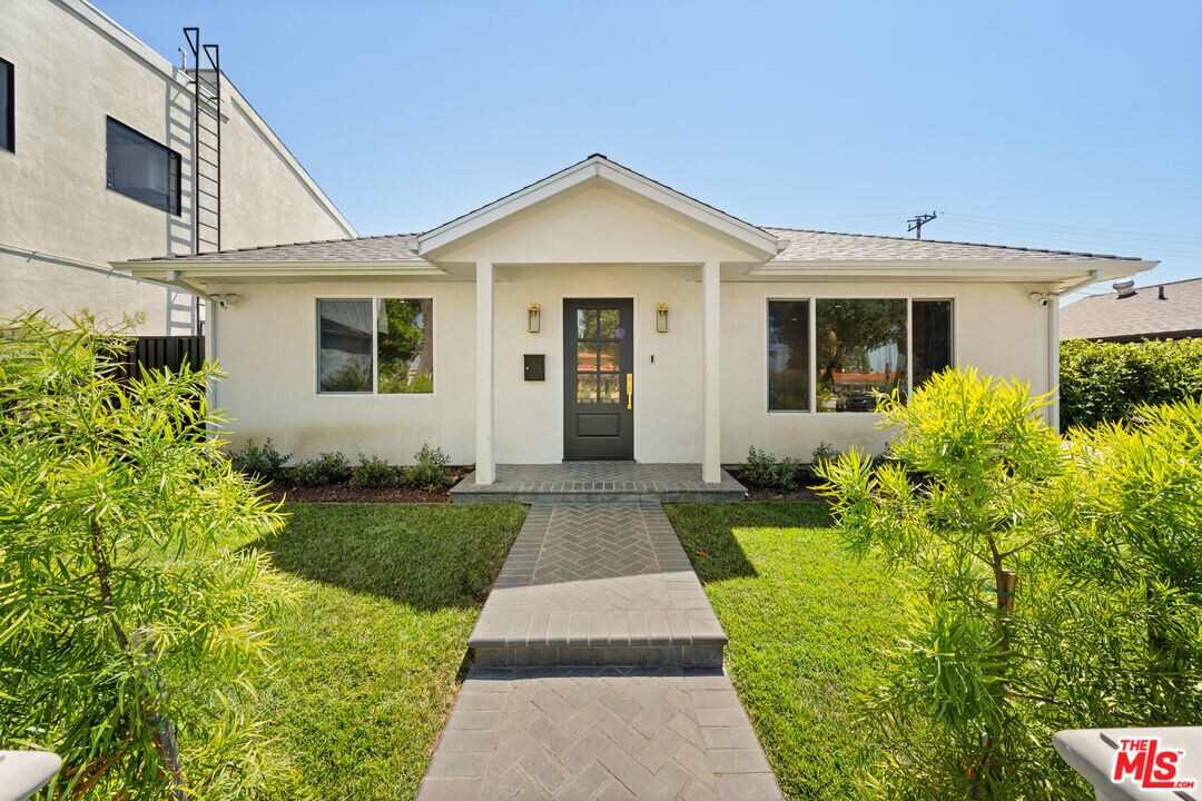 Foto principal - 2806 Pacific Coast Hwy