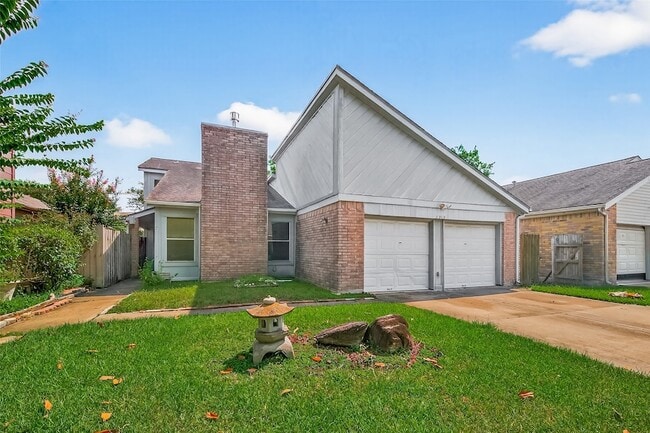 Building Photo - 2818 Crest Park Dr
