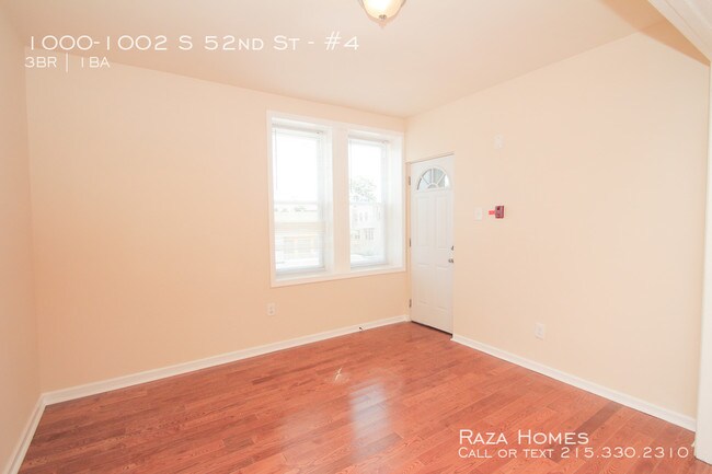 Building Photo - 1000-1002 S 52nd St #4