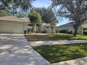 Building Photo - 85 Chrysanthemum Dr