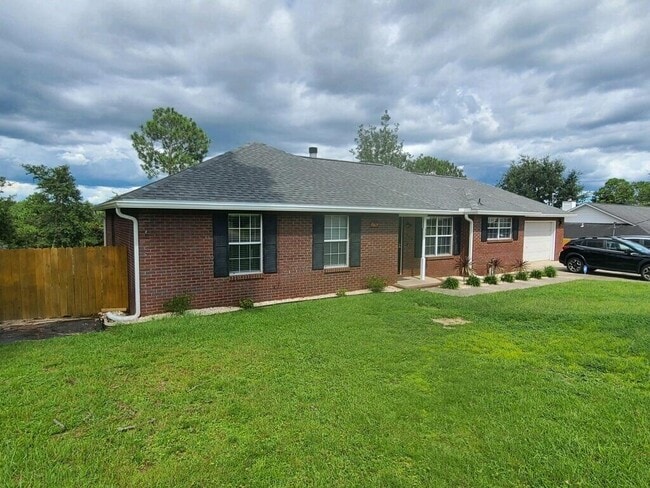 Building Photo - 176 Villacrest Dr