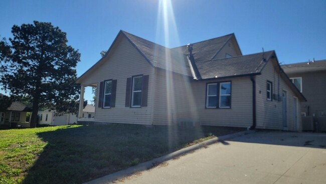 Foto del edificio - 820 Windom St
