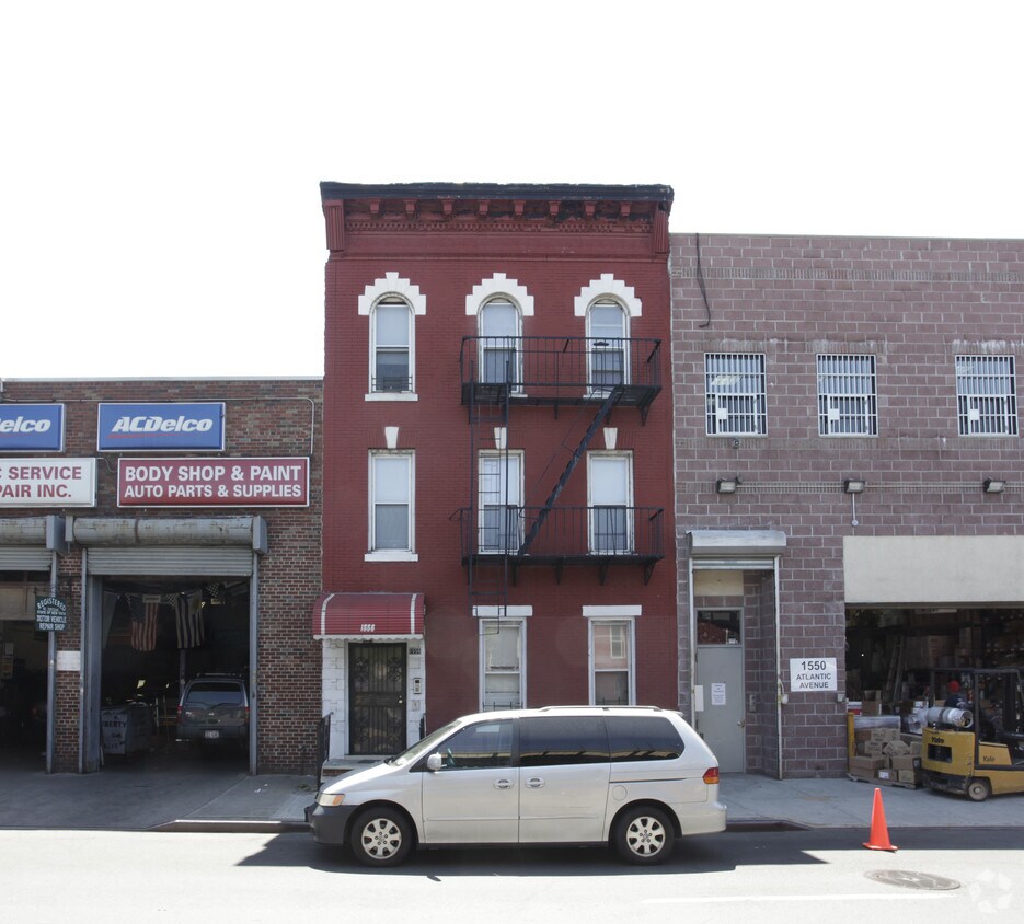 Building Photo - 1556 Atlantic Ave