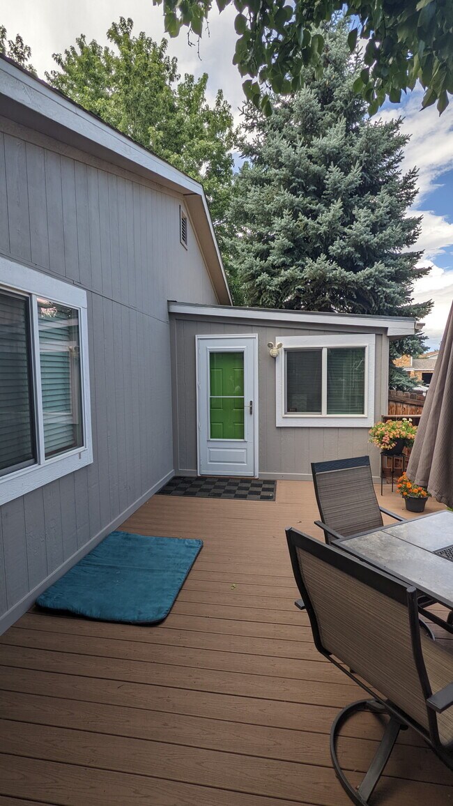 Foto del edificio - 2049 Kent Ct