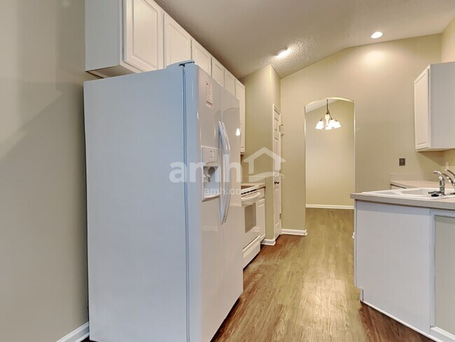 Building Photo - 8943 Fallsmill Drive