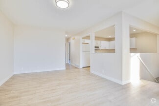 Building Photo - 7708 S 25th St