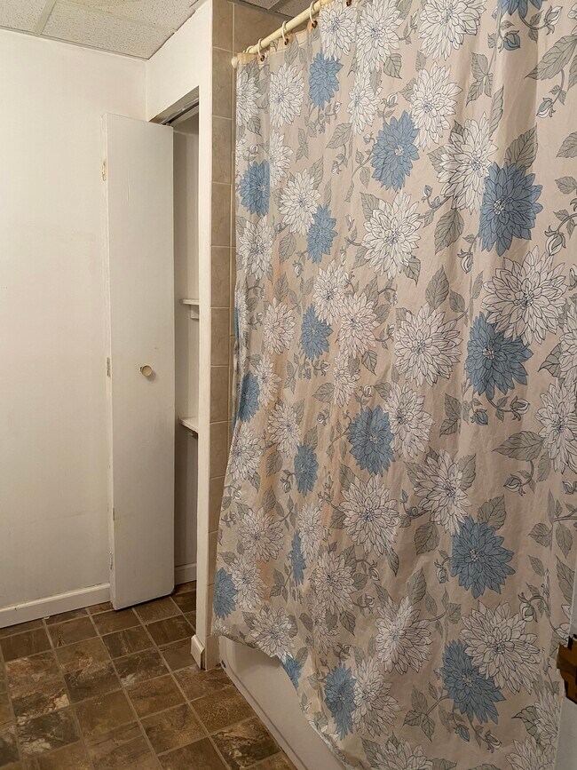 744 South St Unit 6, Philadelphia, PA 19147 Apartments 744 South St