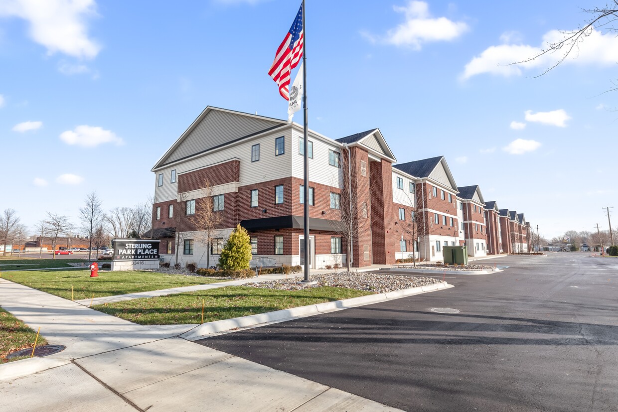 Primary Photo - Sterling Park Place Apartments