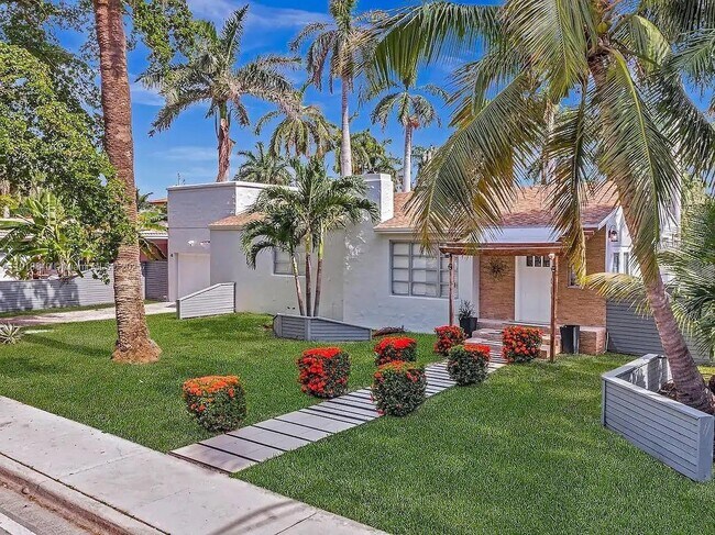 Foto del edificio - 715 Hollywood Blvd