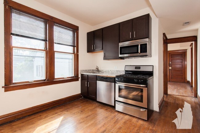 Foto del edificio - 2144 W Shakespeare Ave