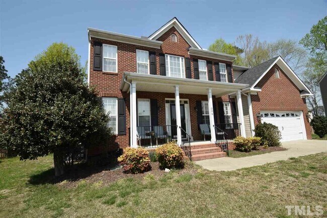 Building Photo - 206 Hampton Lake Dr