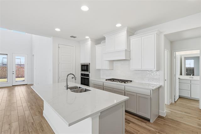 Foto del edificio - 2605 Fargo Pl