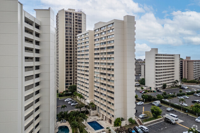 Foto del edificio - Royal Towers