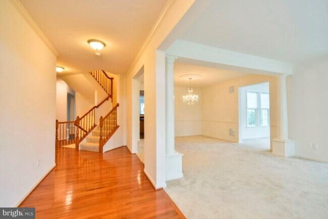 Building Photo - 337 Lookout Mountain Ct