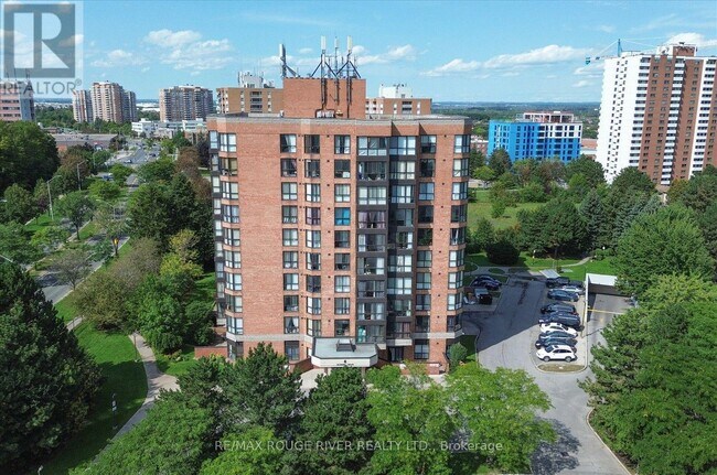 Photo du bâtiment - 305 - 8 SILVER BELL GROVE