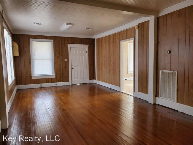 Building Photo - 3 br, 1 bath House - 201  N. 16th Street