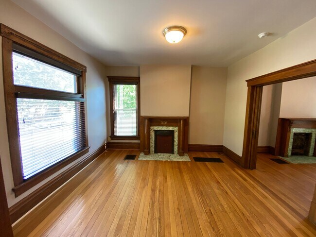 Foto del edificio - Pennsylvania Ave 1297-1299 GW2