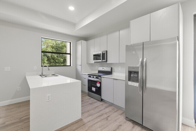 Foto del edificio - 3302 56th St W