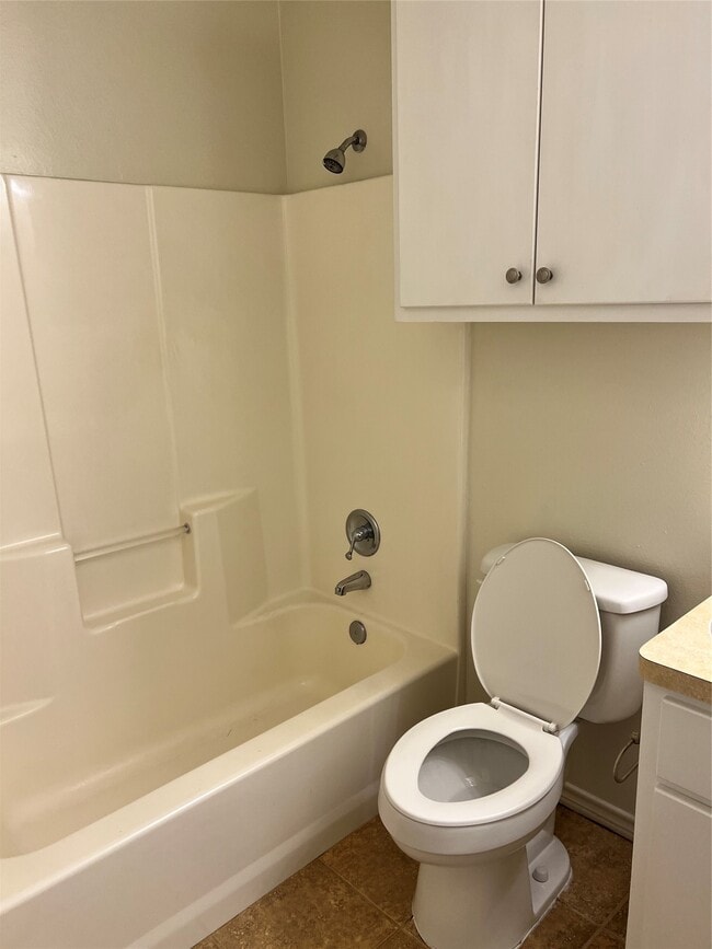 Foto del edificio - 717 N Marshall Ln
