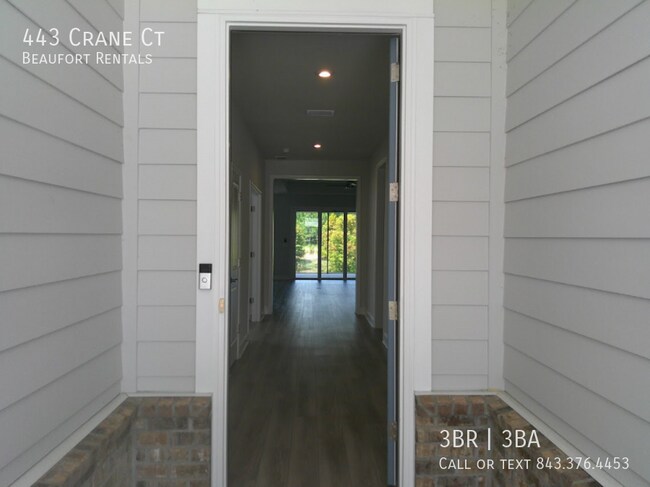 Foto del edificio - 443 Crane Ct