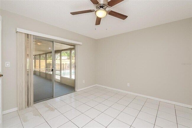 Building Photo - 3103 Apricot St