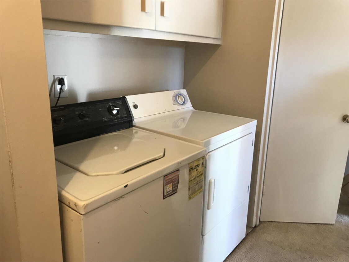 Foto principal - 2091 W 5600 S