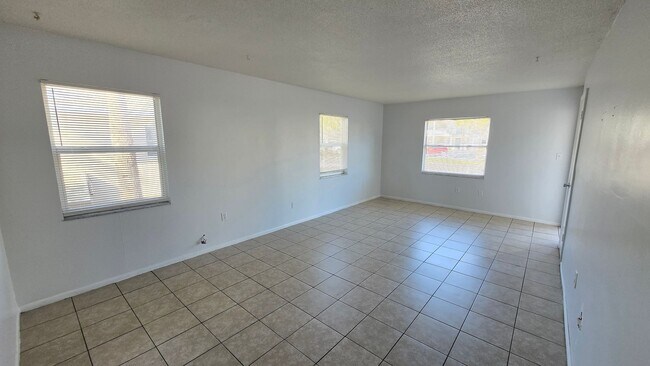 Foto del edificio - 2216 Flamingo Blvd