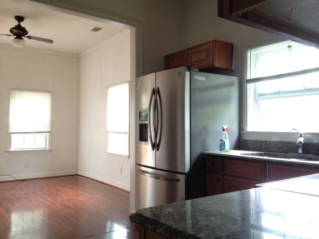 Foto del edificio - 1049 Burns St SE
