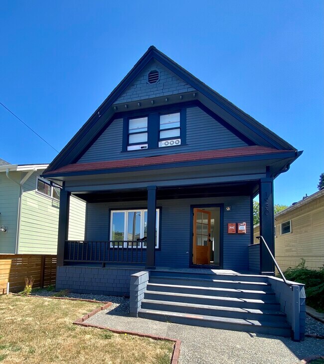 Building Photo - 1930 5th Ave W