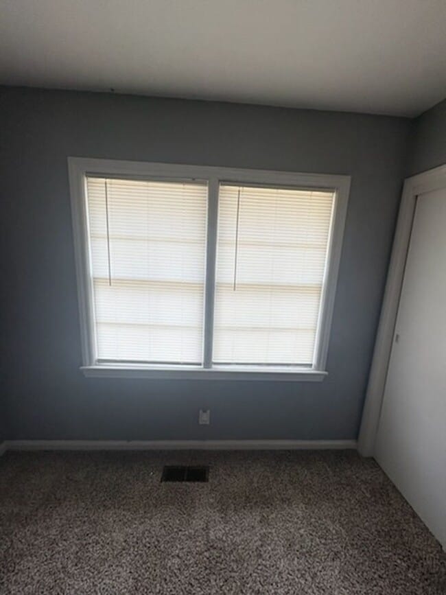 Building Photo - Charming 3-Bedroom Rental Home in Prime Co...