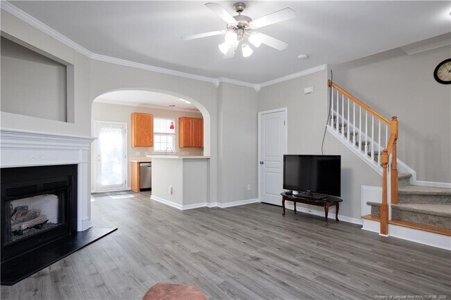 Foto del edificio - 512 Colwick Ln