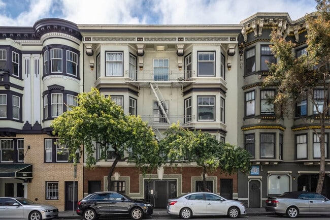 Building Photo - 1135 Bush St