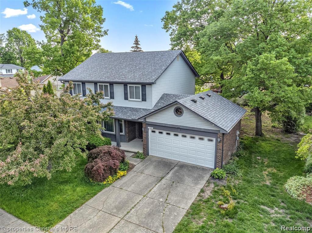 Primary Photo - 21385 Deerfield Dr