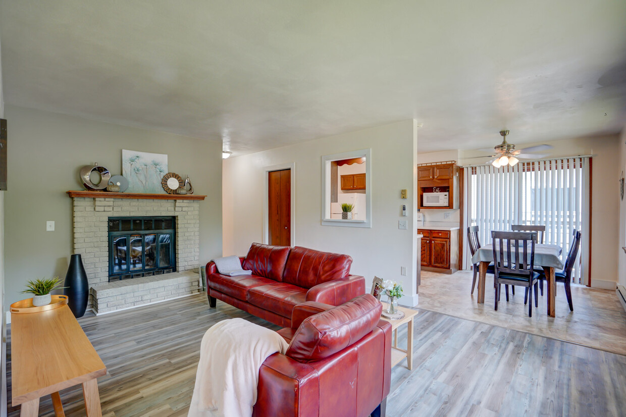 Photos are of mirror unit in the same building. Exact finishes may be different. - 42 Park Heights Court