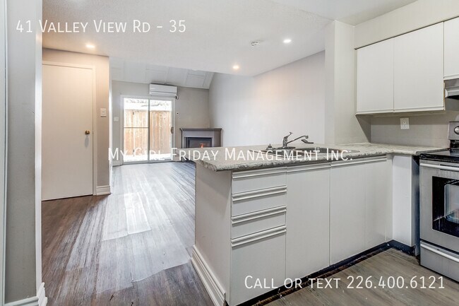 Building Photo - 41 Vly Vw Rd