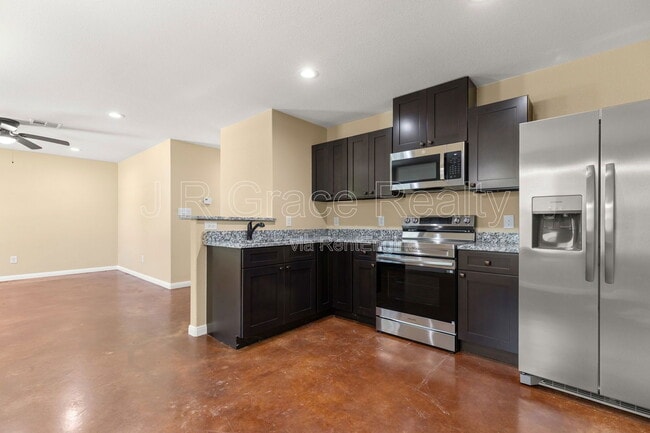 Building Photo - 1515 Trice Ave