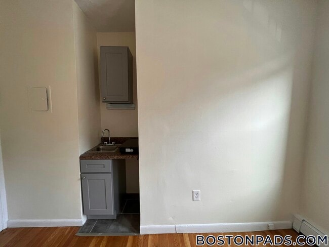 Building Photo - 49 S Huntington Ave