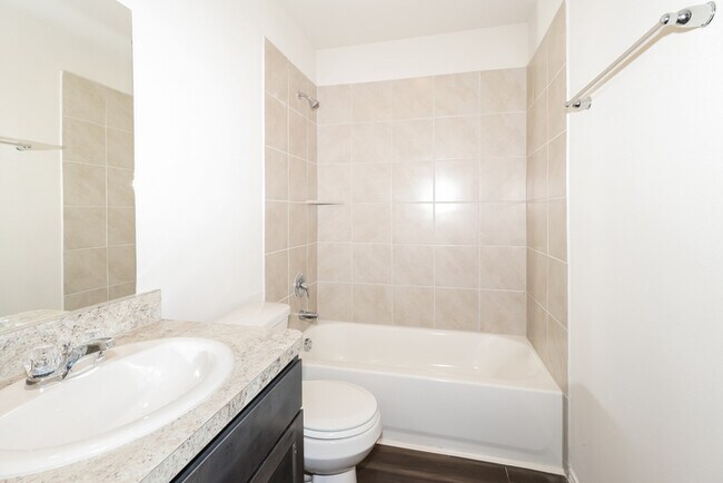 Foto del edificio - 2353 Blue Opal Ln