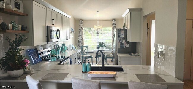 Foto del edificio - 425 Fox Den Cir