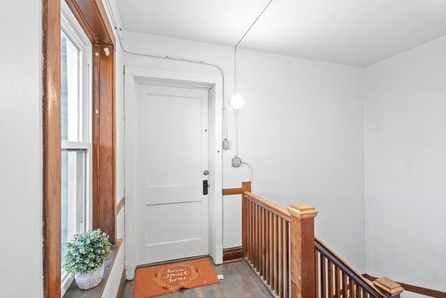 Building Photo - 6100 W 26th St