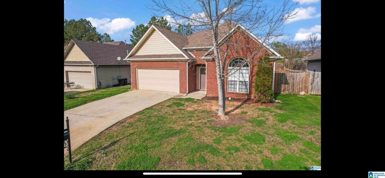 Foto principal - 683 Waterford Ln