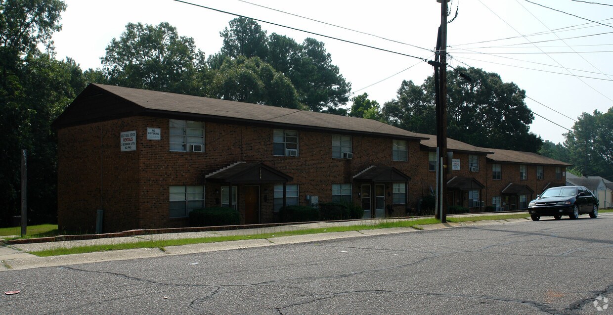 Building Photo - 1700-1708 Newark Ave