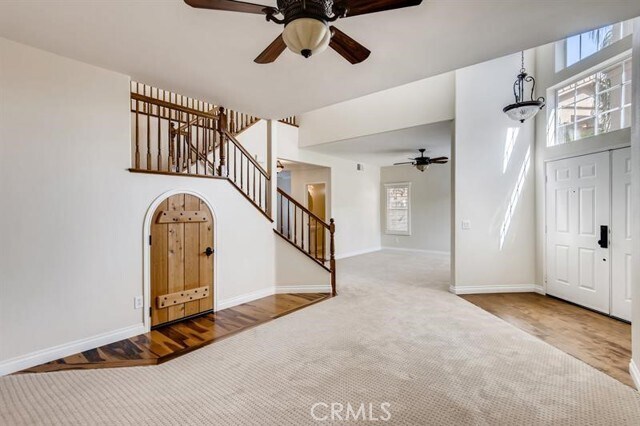 Foto principal - 827 Crestmont Cir