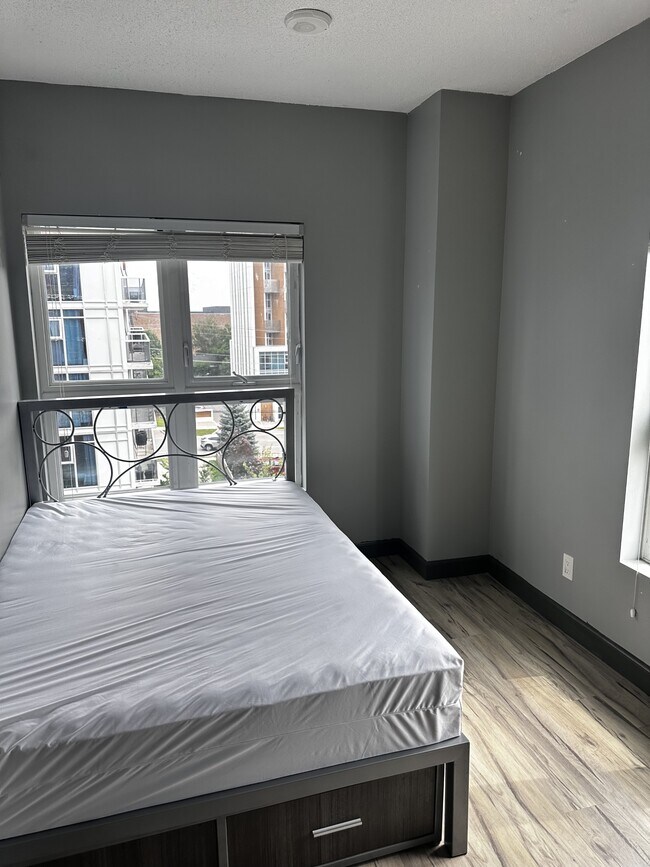 Photo du bâtiment - 258A-258A Sunview St