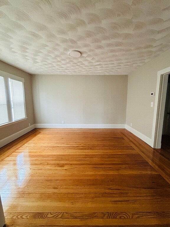 Building Photo - 30-32-32 Starbird St